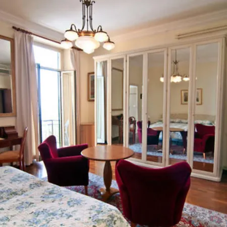 Grand De Londres Hotell