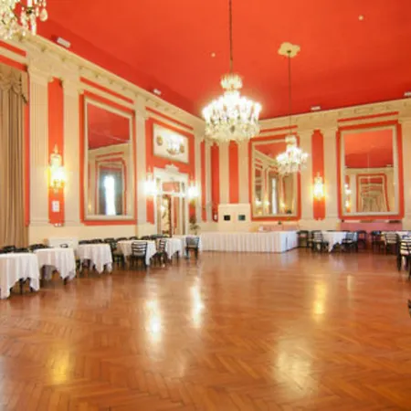 ホテル Grand De Londres 4*
