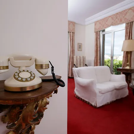 Hotell Grand De Londres 4*