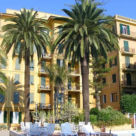 Grand De Londres 4* Sanremo