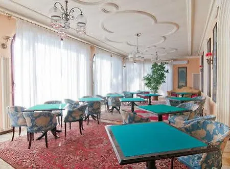 Grand De Londres Hotel Sanremo