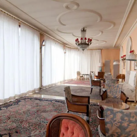 Grand De Londres Hotel San Remo