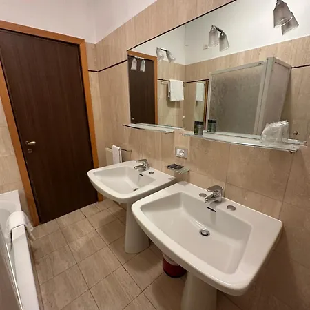 Grand De Londres Otel Sanremo