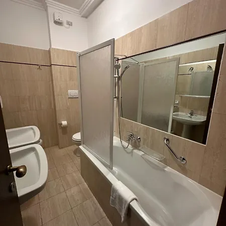 Otel Grand De Londres 4*