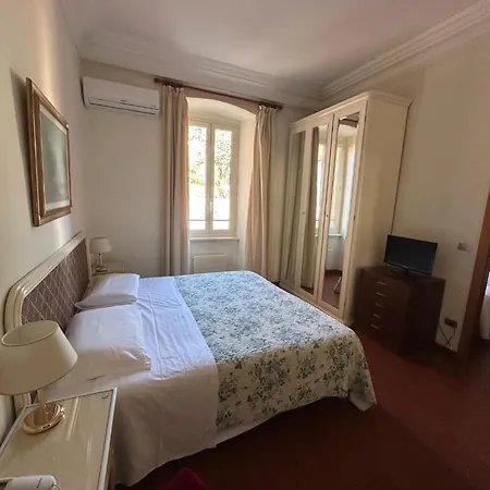 Hotel Grand De Londres San Remo