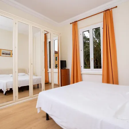 Grand De Londres 4* سانريمو