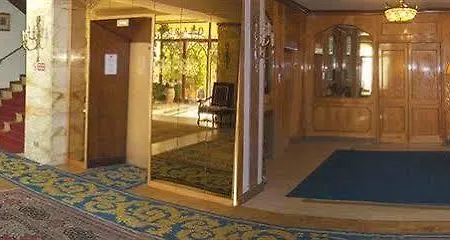 Grand De Londres Hotel San Remo