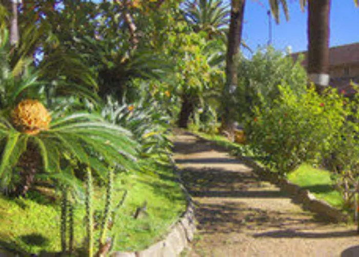 Otel Grand De Londres 4*